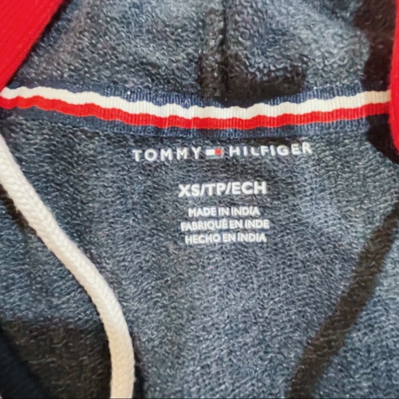 Tommy Hilfiger Cropped Crewneck - Picture 2 of 4